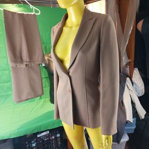brand new claude zana women suit with pants beige formal business 100% polyeste